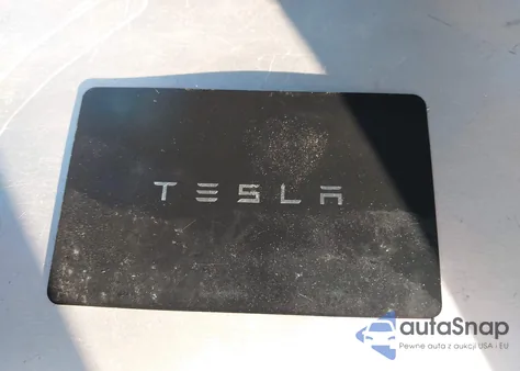 2023 Tesla Model Y Performance Dual Motor All-Wheel Drive from USA, damaged, VIN 7SAYGDEF4PF738918